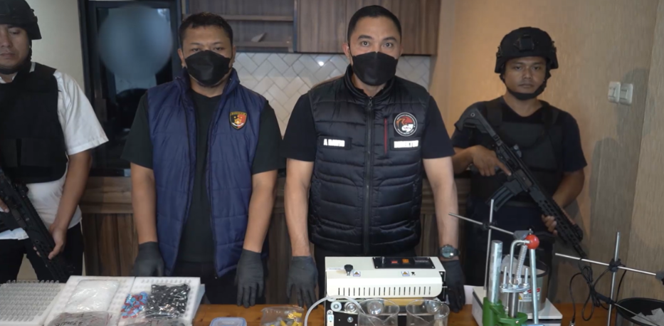 Tidak Berjudul